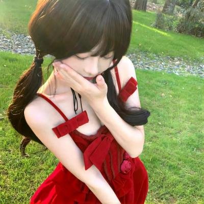 艳阳春水惊鸿